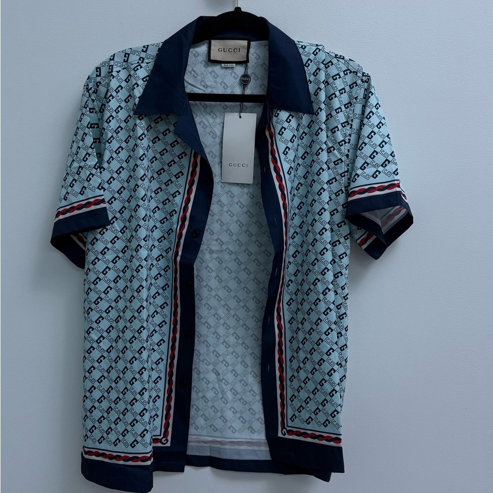 Gucci LIMITED EDITION Light Blue Navy Trim Monogram Short Sleeve Shirt